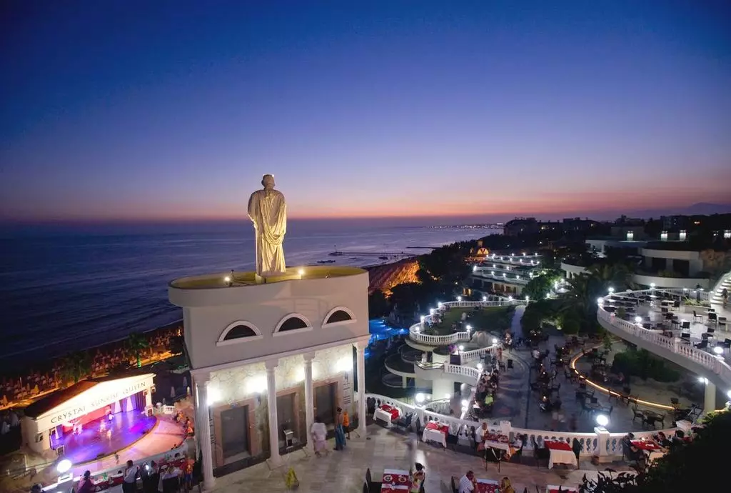 crystal_ sunrise_queen_luxury_shabavizparvaz_07.jpg